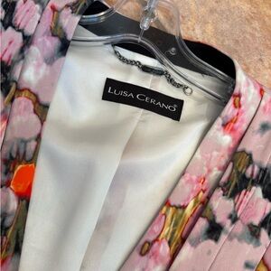 Luisa Cerano pink abstract fitted blazer.